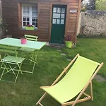 Frühstückspension A Deux 4*