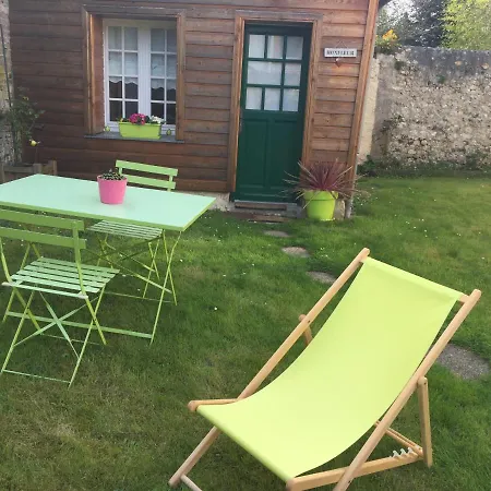 Bed & Breakfast A Deux 3*